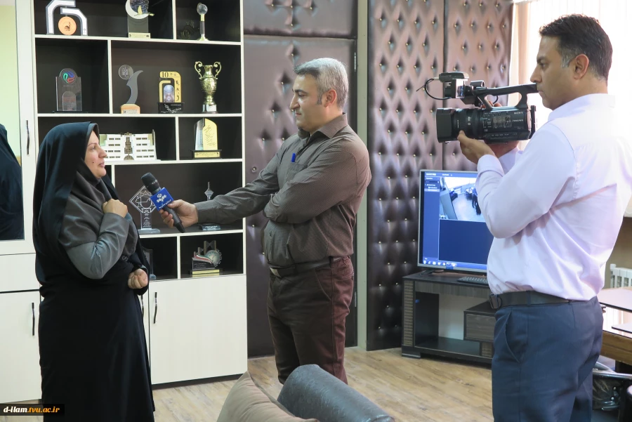 تشریح وضعیت دانشگاه فنی و حرفه ای استان ایلام در مصاحبه با خبرنگار صدا و سیمای استان  2