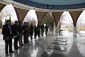 حضور رئیس و کارکنان دانشگاه فنی استان ایلام در مزار شهدای گمنام جهت تجدید میثاق با امام و آرمانهای انقلاب اسلامی