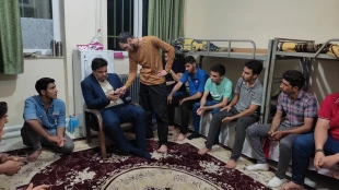 در سفر استانی به قم صورت گرفت؛
ملاقات عمومی رئیس و اعضای هیئت رئیسه دانشگاه با دانشگاهیان دانشگاه فنی و حرفه‌ای استان قم 5
