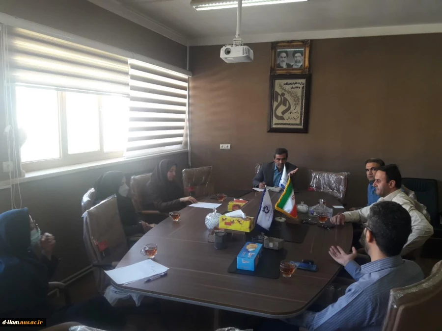 جلسه هم اندیشی با اعضا هیات علمی 3