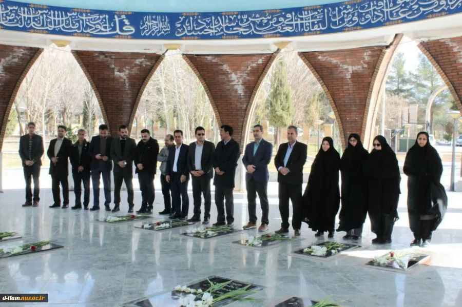 تجدید میثاق ریاست و کارکنان دانشگاه فنی و حرفه ای استان ایلام با امام و آرمانهای انقلاب در ایام الله دهه فجر 3