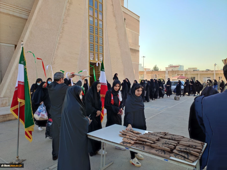کاروان زیارتی راهیان نور آموزشکده فنی و حرفه ای دختران ایلام به سمت مناطق عملیاتی جنوب کشور اعزام شد. 3