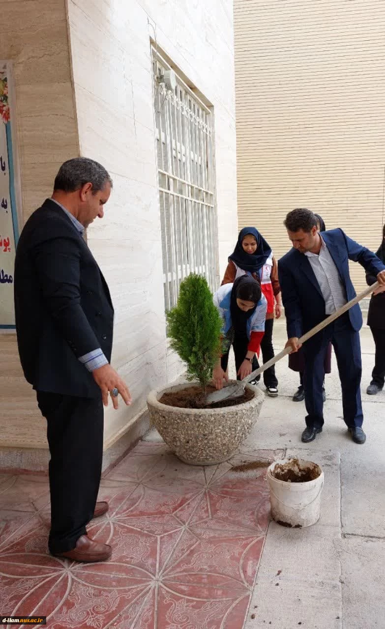 کاشت نهال به مناسبت 15 اسفند، روز درخت‌کاری با هدف نهادینه‌سازی «فرهنگ درخت‌کاری» 2