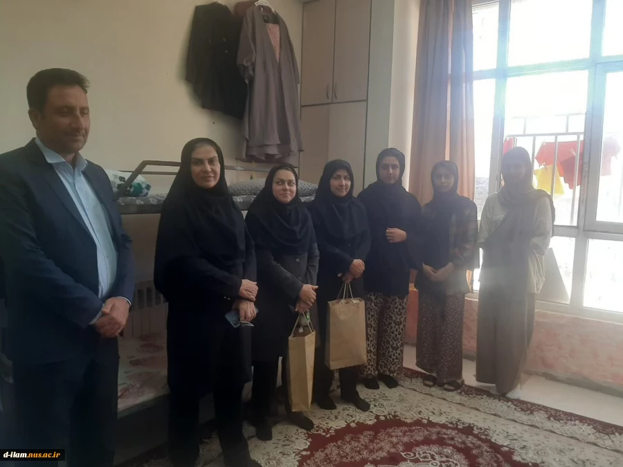  تقدیر از اتاق نمونه خوابگاه

 2